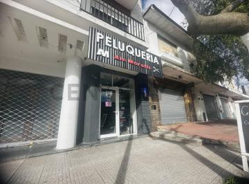 Local comercial · 55m² · 2 Ambientes · Venta de Local Comercial en Dos Plantas con Instalaciones y Equipamiento Listo Para Funcionar, Centr