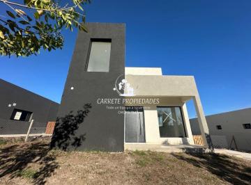 Casa de 5 ambientes, Pilar · Oportunidad Casa en Venta de 5 Ambientes. Barrio Santa Elena. Pilar.