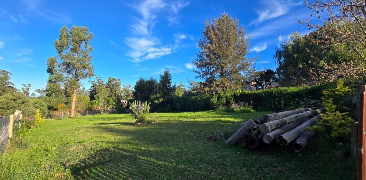 Terreno en calle Las Azaleas, 860 m² en Colina de los Padres