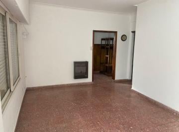 PH de 3 ambientes, Lanús · Tipo Casa de 3 Amb. Amplio en Pa C/terraza. Buen Barrio