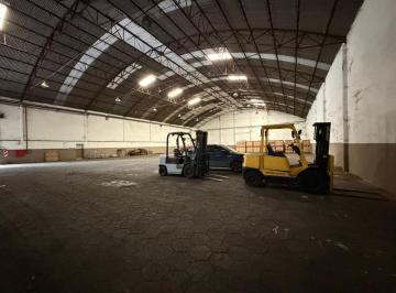 Depósito · 1185m² · 2 Cocheras · Deposito Galpon 1185,23 m² en Parque Industrail Suarez con Operatividad 24hs
