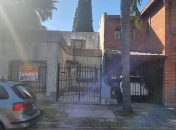 Casa de 3 ambientes, Morón · Duplex en Lote Propio (No Ph) de 3 Ambientes con Cochera Oportunidad! Para Refaccionar