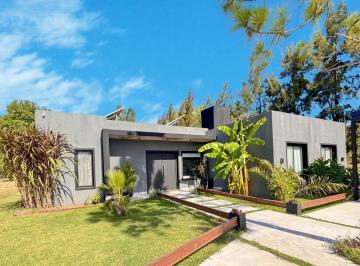 Casa · 153m² · 4 Ambientes · 3 Cocheras · Casa en Venta, Los Cardales, Barrio Cerrado El Cardal de Los Cardales 2, Campana