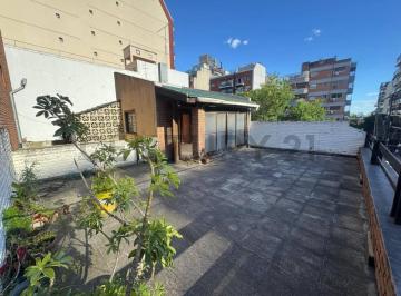 Casa · 197m² · 5 Ambientes · 1 Cochera · Venta Casa con Cochera 5 Ambientes Patio Terraza Caballito Sur