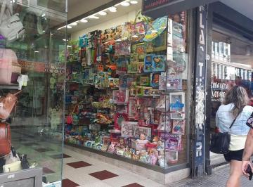 Local comercial · 550m² · Venta Local en Once. Apto Todo Destino Sin Expensas