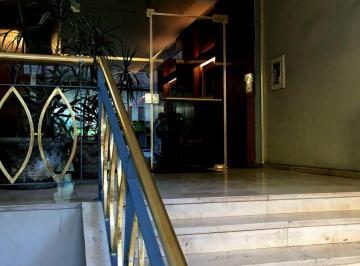 Departamento de 5 ambientes, Lomas de Zamora · Departamento Semi Piso en Alquiler 5 Ambientes 2 Cocheras