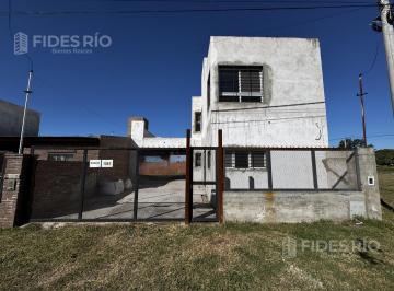 Casa · 100m² · 4 Ambientes · 1 Cochera · Venta Casa en Eco Pueblo Alvear
