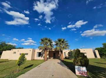 Casa · 331m² · 9 Ambientes · 4 Cocheras · Oportunidad Venta en Country Causana Casa 2 Unidades en 1 Usd 280.000