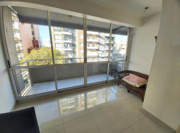Departamento · 40m² · 2 Ambientes · 2 Ambientes con Balcon Piso 3 Al Frente Muy Luminoso Pileta