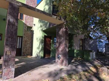 FAE-FAE-970_2 · Casa 3 Dorm.. | Compaire