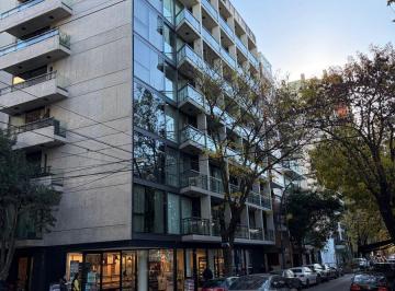 Departamento de 2 ambientes, Belgrano · Departamento 2 Amb. con Balcón Corrido en Venta en Belgrano Chico