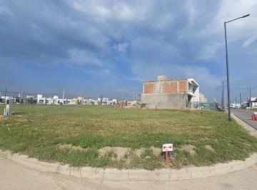 Terreno · 351m² · Venta Lote Esquina, B° Pampas de Manantiales Usd 52.500