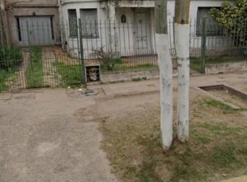 Casa · 120m² · 3 Ambientes · Casa en Venta Ideal Inversionista - Sobre Zona Comercial