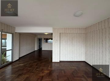 Departamento · 171m² · 6 Ambientes · 1 Cochera · Venta Departamento 3 Dorm. en Zona Centro con Balcón, Seguridad y Sum