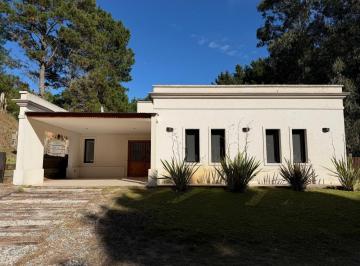 Casa · 131m² · 4 Ambientes · Casa en Venta en Costa Esmeralda, Barrio Deportivo 2