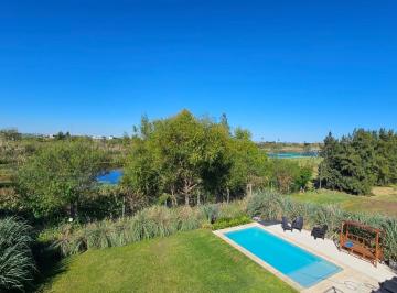Casa · 270m² · 7 Ambientes · 4 Cocheras · Venta Casa Grande en Naudir