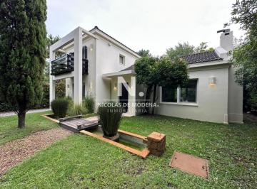 Foto1 · Vende Impecable Casa de 2 Plantas, de 3 Dorm. en Jardines de Córdoba, Punta del Este