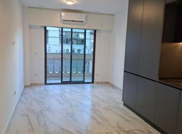 Departamento · 32m² · 1 Ambiente · Departamento Monoambiente en Alquiler - 1 Baño - Flores