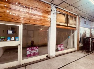 Local comercial en Alquiler San Justo · Disponible Local en Galería