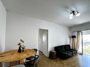 Departamento de 4 ambientes, Villa Luro · Departamento 4 Ambientes Muy Luminoso Bajas Expensas en Venta en Villa Luro