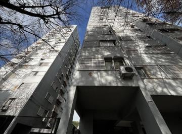 Departamento en Venta de 4 ambientes · Departamento 4 Ambientes Muy Luminoso Bajas Expensas en Venta en Villa Luro