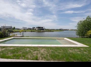 Casa · 300m² · 5 Ambientes · 3 Cocheras · Alquiler Casa San Sebastian Pilar Vista a La Laguna Suite Galería Jardín Pileta