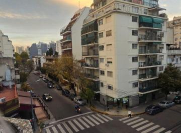 Departamento en Venta de 3 ambientes  · 3 Ambientes Al Frente por Escalera.