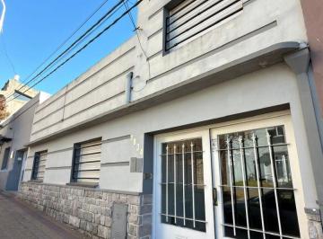 Casa de 5 ambientes, Tandil · Casa Céntrica de 4 Dorm. con Cochera