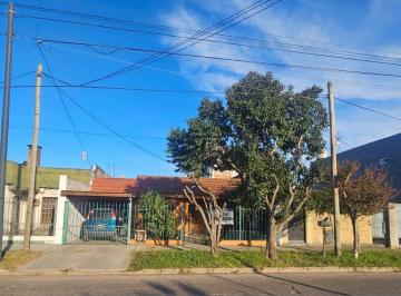 Casa · 150m² · 3 Dormitorios · 3 Cocheras · Casa - Temperley Este
