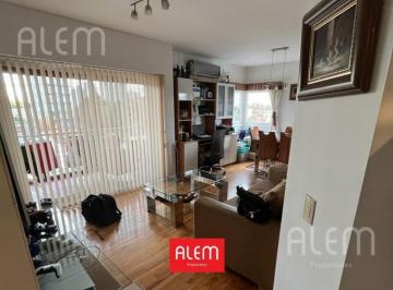 Departamento · 70m² · 3 Ambientes · 1 Cochera · Departamento 3 Ambientes en Venta con Cochera en Lomas de Zamora