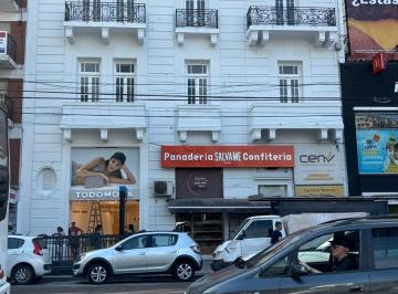 Oficina comercial · 500m² · 8 Ambientes · Oficina en Dos Plantas a 3 Cuadras del Parque Rivadavia
