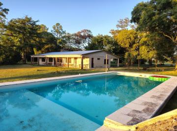 Campo · 250ha · 8 Ambientes · Casa Campestre 5 Hab. Mas Campo 6ha en Villa Amelia