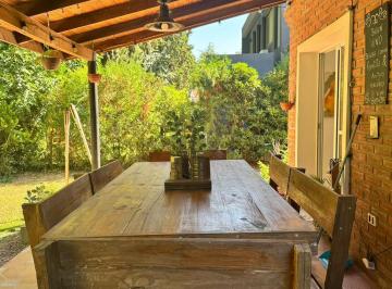 Casa · 144m² · 4 Ambientes · 3 Cocheras · Apto Credito! Casa en Club Privado Loma Verde - Escobar