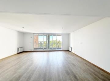Departamento · 125m² · 5 Ambientes · 2 Cocheras · Departamento en Venta en Barrio Martin, Rosario 2 Dorm. Más Comodín C/amenities