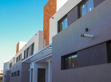 Departamento · 110ha · 3 Ambientes · 1 Cochera · Duplex en Venta Apto Credito.