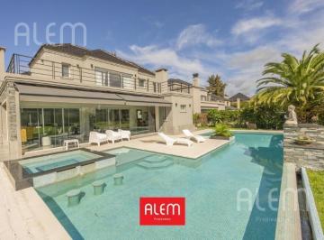 Casa · 334m² · 5 Ambientes · 2 Cocheras · Casa en Venta en Canning | Saint Thomas Este