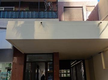 Departamento de 3 ambientes, Vicente López · Departamento 3 Ambientes con Balcón y Vista Panorámica