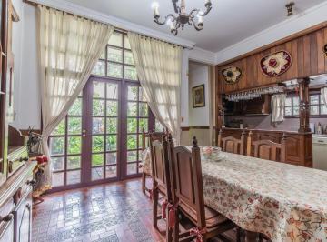 Casa · 170m² · 7 Ambientes · 1 Cochera · Casa en Quilmes