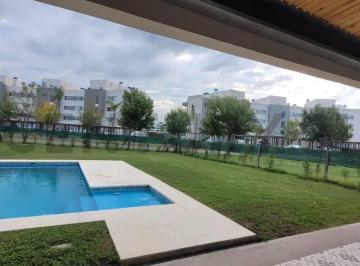 Casa · 162m² · 4 Ambientes · 1 Cochera · Alquiler Temporario Casa 4 Ambientes en Lagoon Pilar