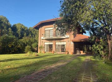 Casa de 5 ambientes, Cañuelas · Casa en Alquiler La Martona 3 Dorm. (1 en Suite) con Pileta