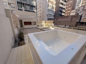 Casa · 150m² · 4 Ambientes · Casa en Venta en Zona Río, Rosario 3 Dorm. C/ Patio, Quincho y Solarium y Pileta!