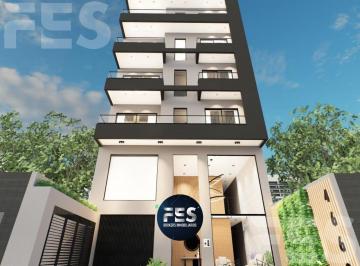 Bodega-Galpón · 48m² · 2 Ambientes · 8 Cocheras · Venta Departamento en Pozo, Lanús