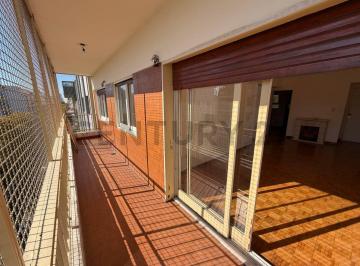 Departamento · 71m² · 4 Ambientes · Venta Depto 4 Amb con Balcon Muy Luminoso