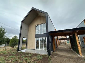 Casa · 80m² · 3 Ambientes · Departamento PH en Venta en Dina Huapi, Bariloche, Patagonia