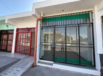 Local comercial · 49m² · Alquilo - Local - Javier Diaz Esquina Ohiggins