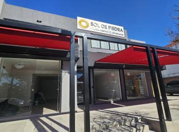 Local comercial · 28m² · 1 Ambiente · Local Comercial Frente Clínica Vélez Sarsfield | 28 m² Más Expansión