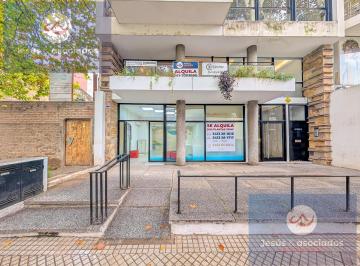 Local comercial · 305m² · 14 Ambientes · Local - Centro