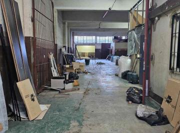 Bodega-Galpón · 370m² · Excelente Galpón en Alquiler en Villa Luro!