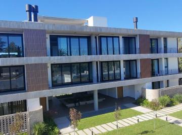 Bodega-Galpón · 106m² · 3 Ambientes · 1 Cochera · Departamento en Venta City Bell