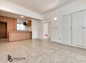 Bodega-Galpón · 65m² · 3 Ambientes · Departamento 3 Amb en Plaza Mitre